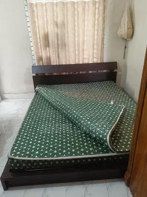 Bed, Mattress + Topper (7/6 feet)