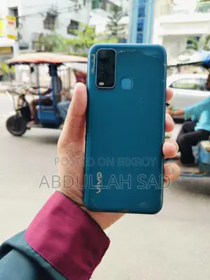 Vivo Y30 . (Used)