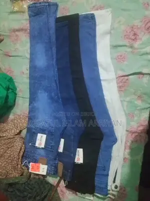 Pants for Sale at Wholesale Price