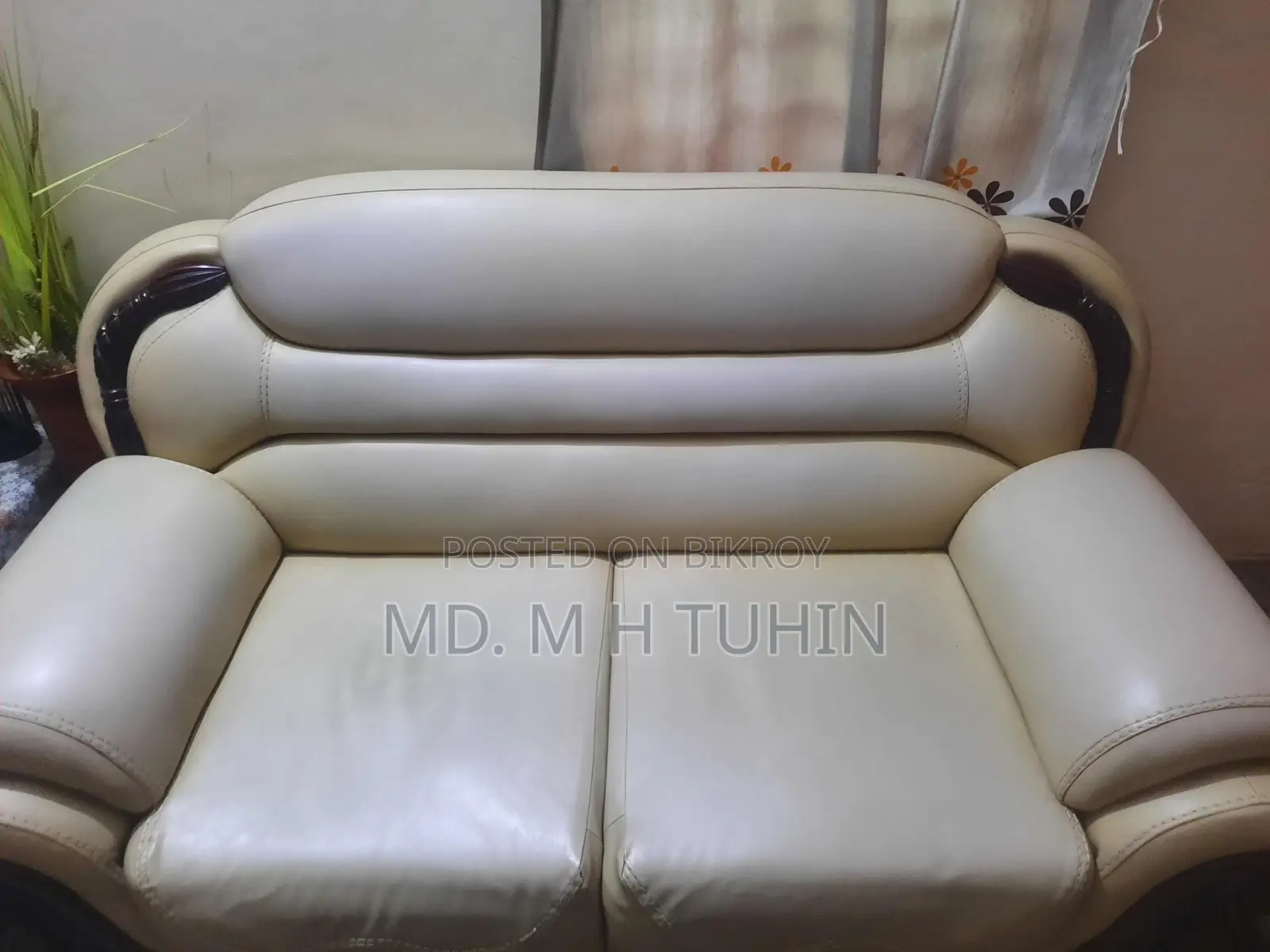 Leather sofa for sale