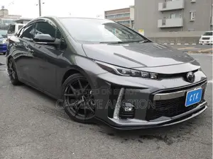 Toyota Prius Hybrid S GR plugin 2021