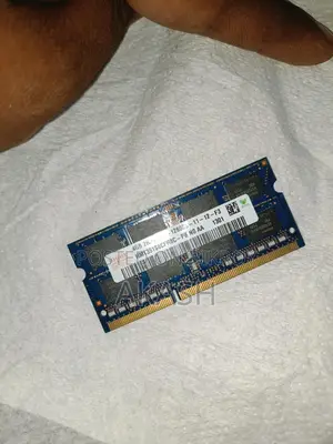 4 GB RAM