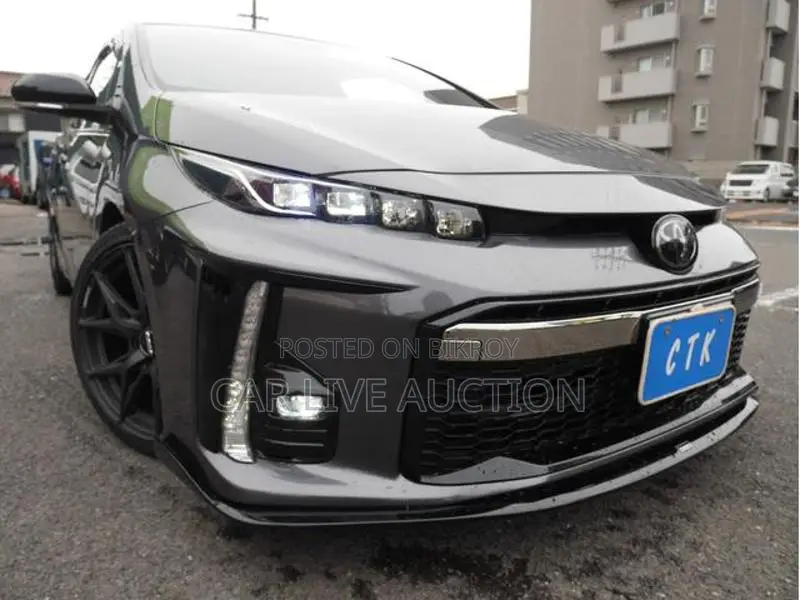 Toyota Prius Hybrid S GR plugin 2021