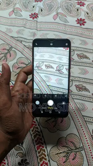 Vivo Y11 8/256 GB (Used)