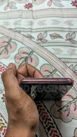 Vivo Y11 8/256 GB (Used)