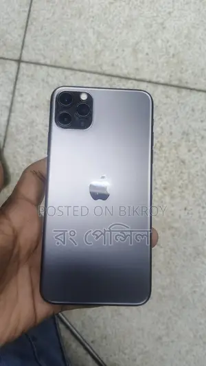 Apple iPhone 11 Pro Max . (Used)