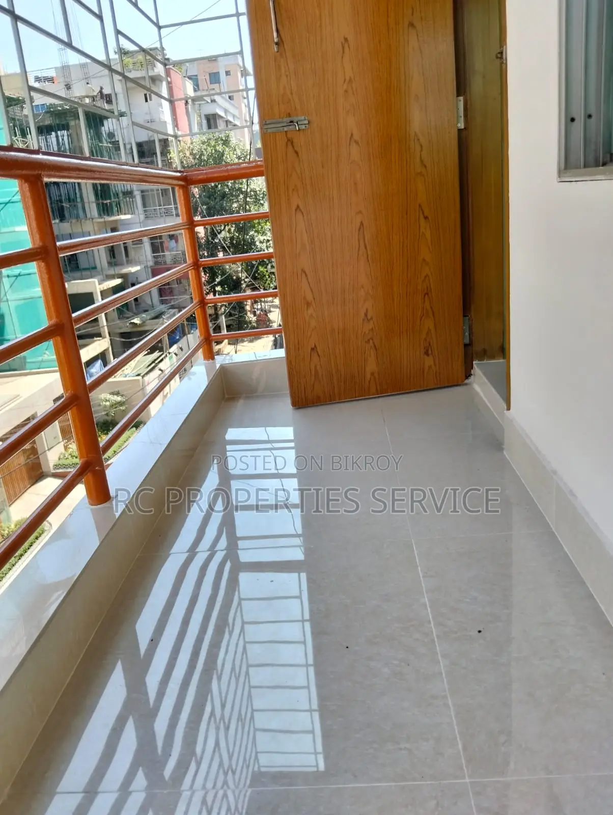 20bdrm House in Uttara for Sale