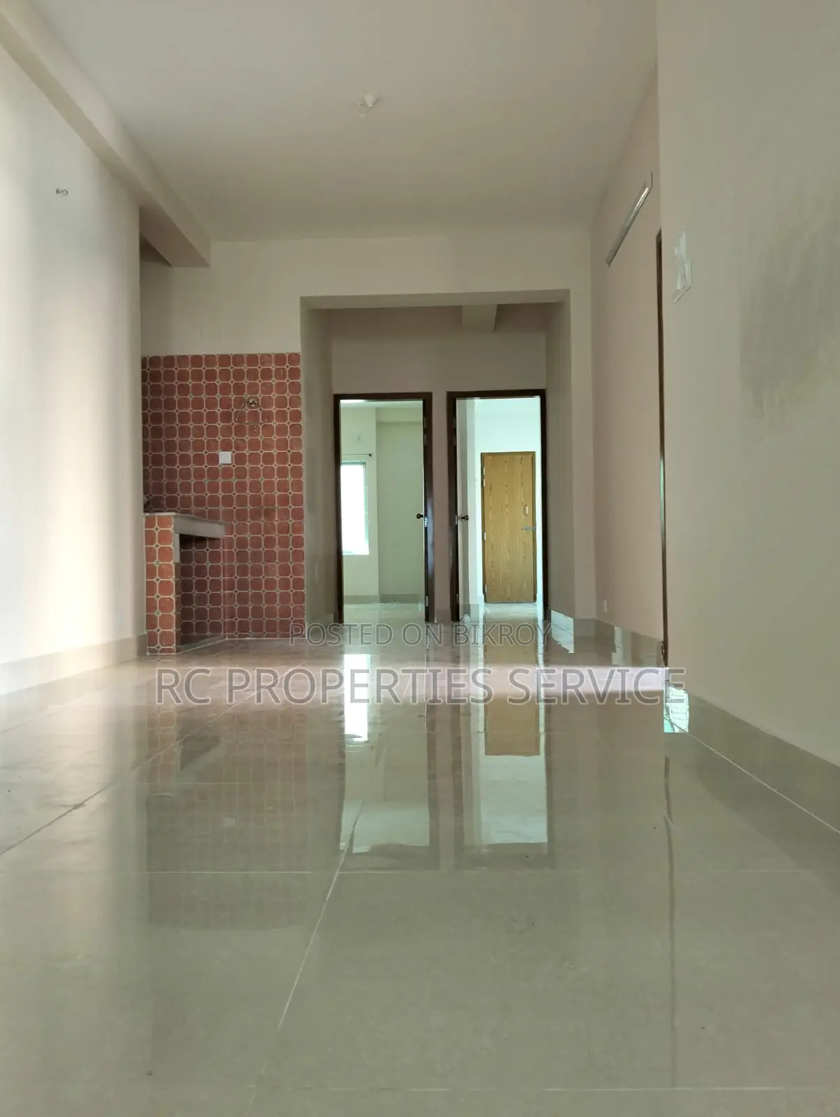 20bdrm House in Uttara for Sale