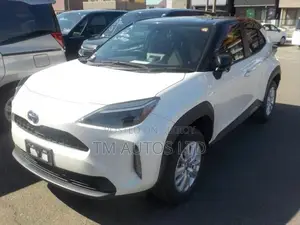 Toyota Yaris Cross G PKG PEARL/BLACK 2021
