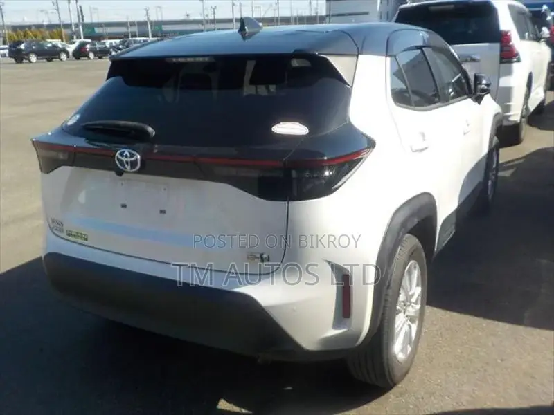 Toyota Yaris Cross G PKG PEARL/BLACK 2021