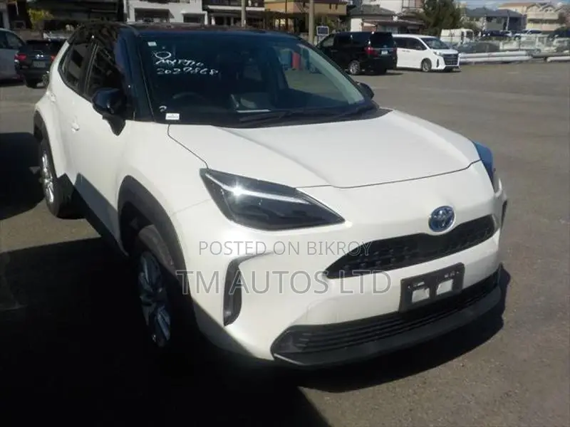 Toyota Yaris Cross G PKG PEARL/BLACK 2021