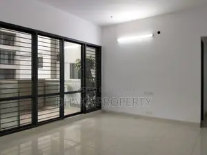 ৪০০০ বর্গফুট, ৪ বেডরুমের ব্র্যান্ড নিউ সিঙ্গেল ইউনিট অ্যাপার্টমেন্ট বারিধারা ডিপ্লোম্যাটিক জোনে ভাড়ার জন্য।