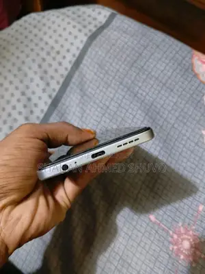 Infinix Hot 50 Pro 4G 128 GB Gold