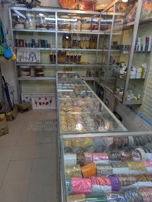 দোকান ডেকোরেশন দাম আলোচনা সাপেক্ষে এসে দেখে শুনে বুঝে নিবেন