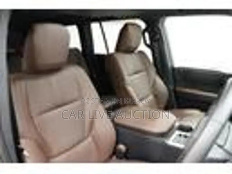 Toyota Land Cruiser Prado 250 VX 2024