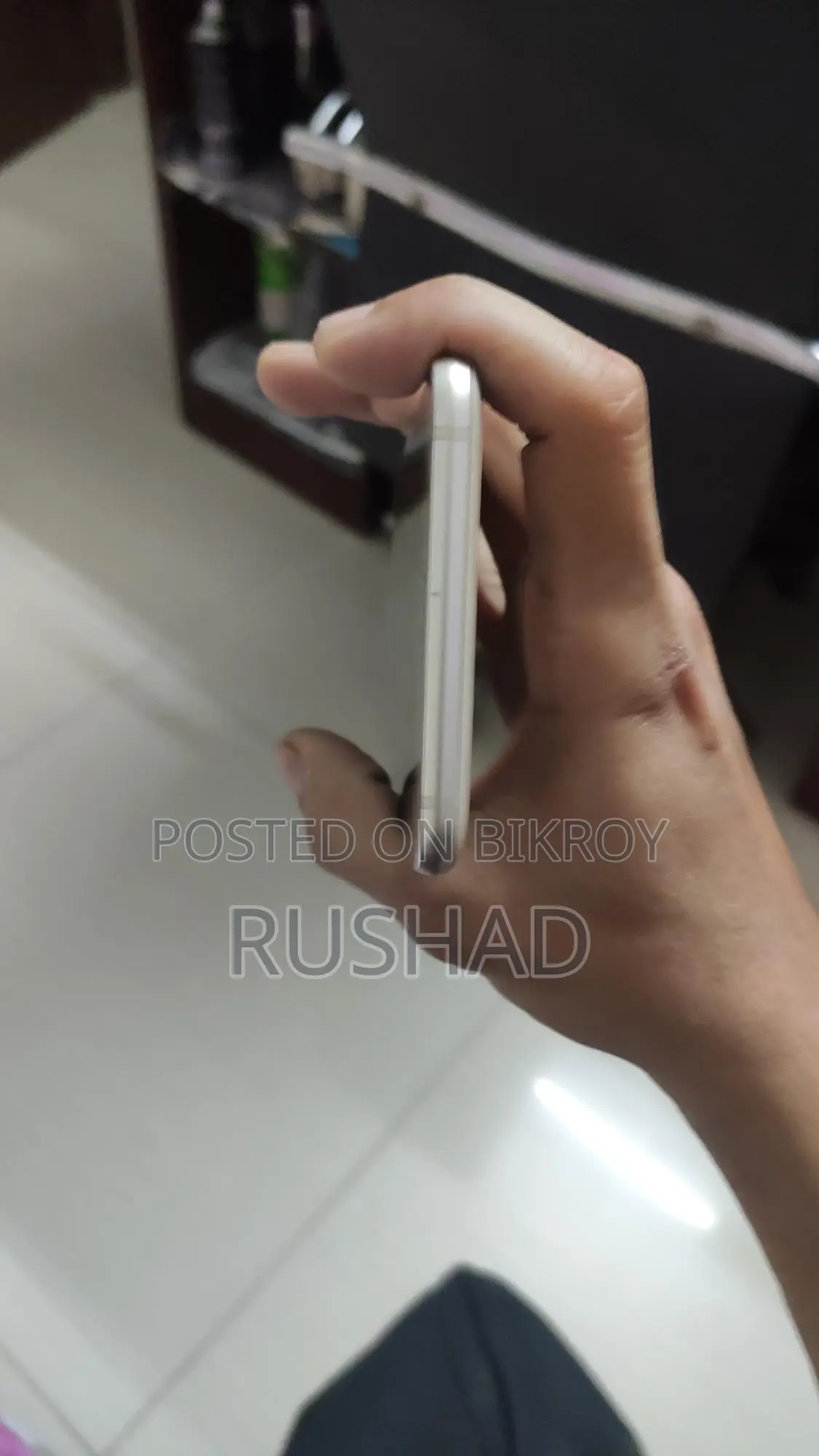 Samsung Galaxy J7, (Used)