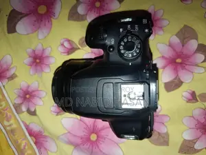 Body Canon 700 D