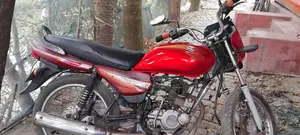 Bajaj CT 100 2015