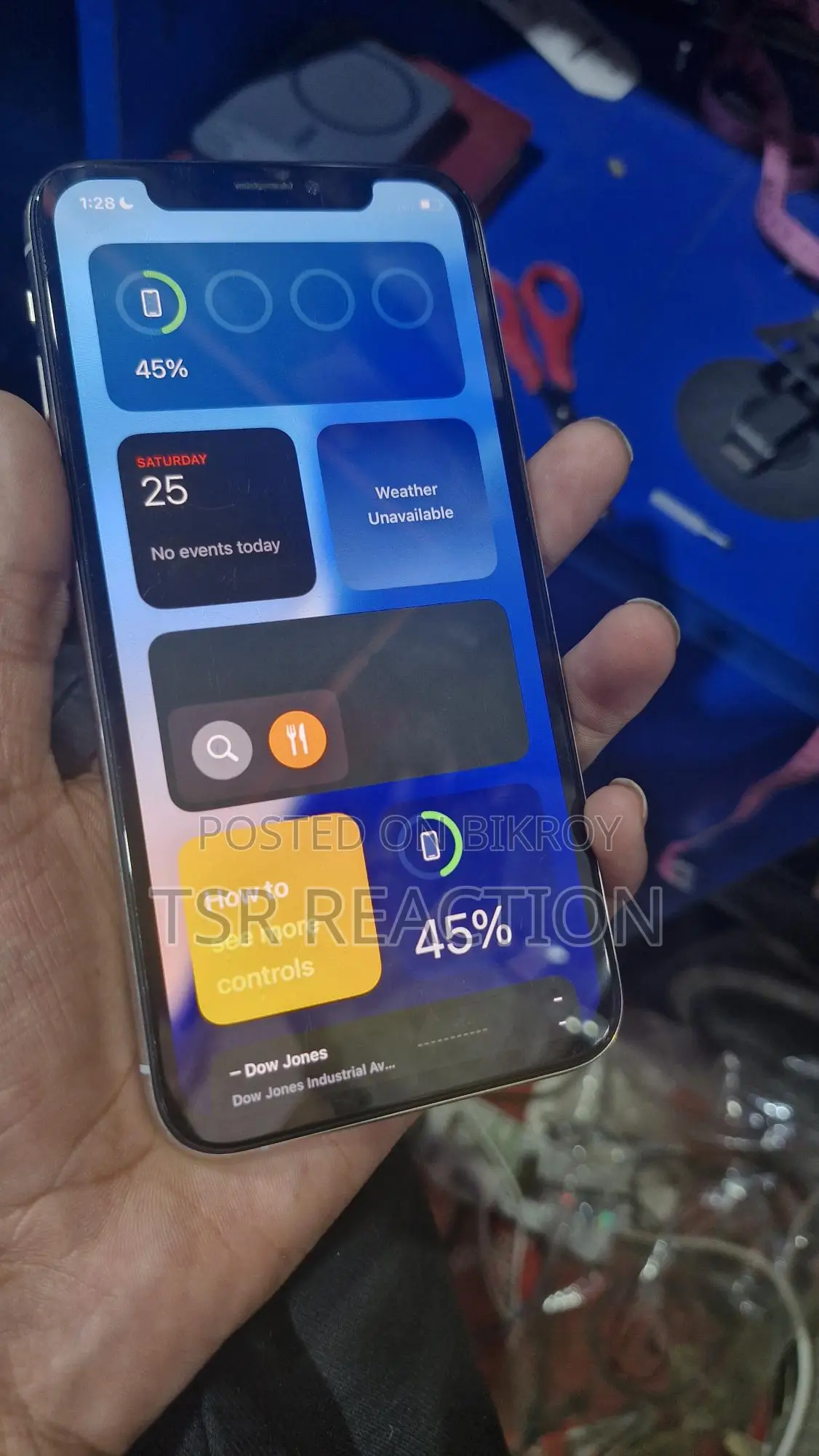 Apple iPhone XS . (Used)