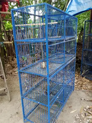 8-Compartment 3-Piece Cage