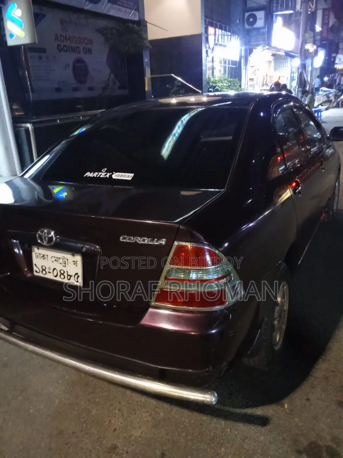 Toyota Corolla . 2002