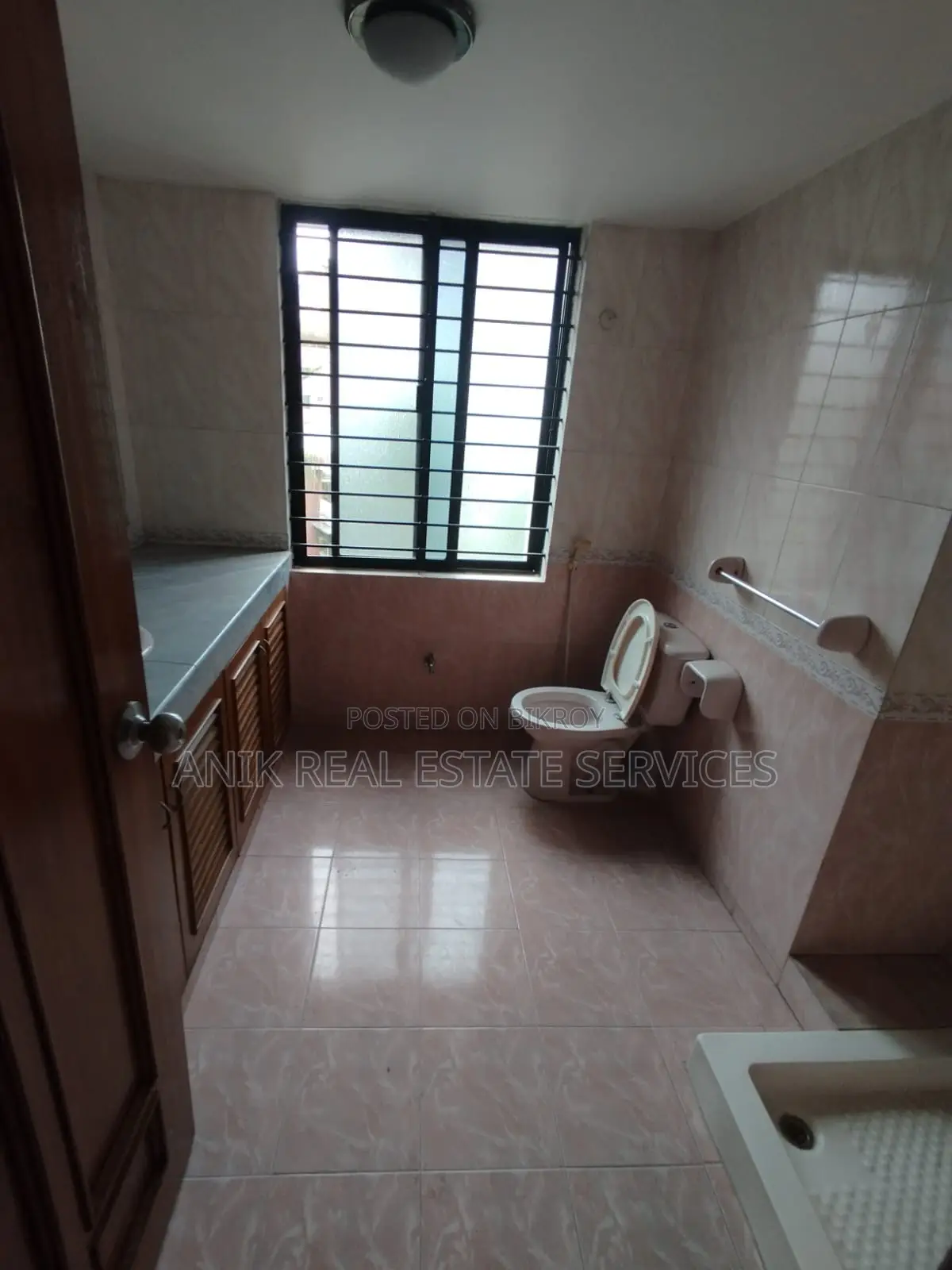 2500 Sft Office Space Rent At Gulshan 2