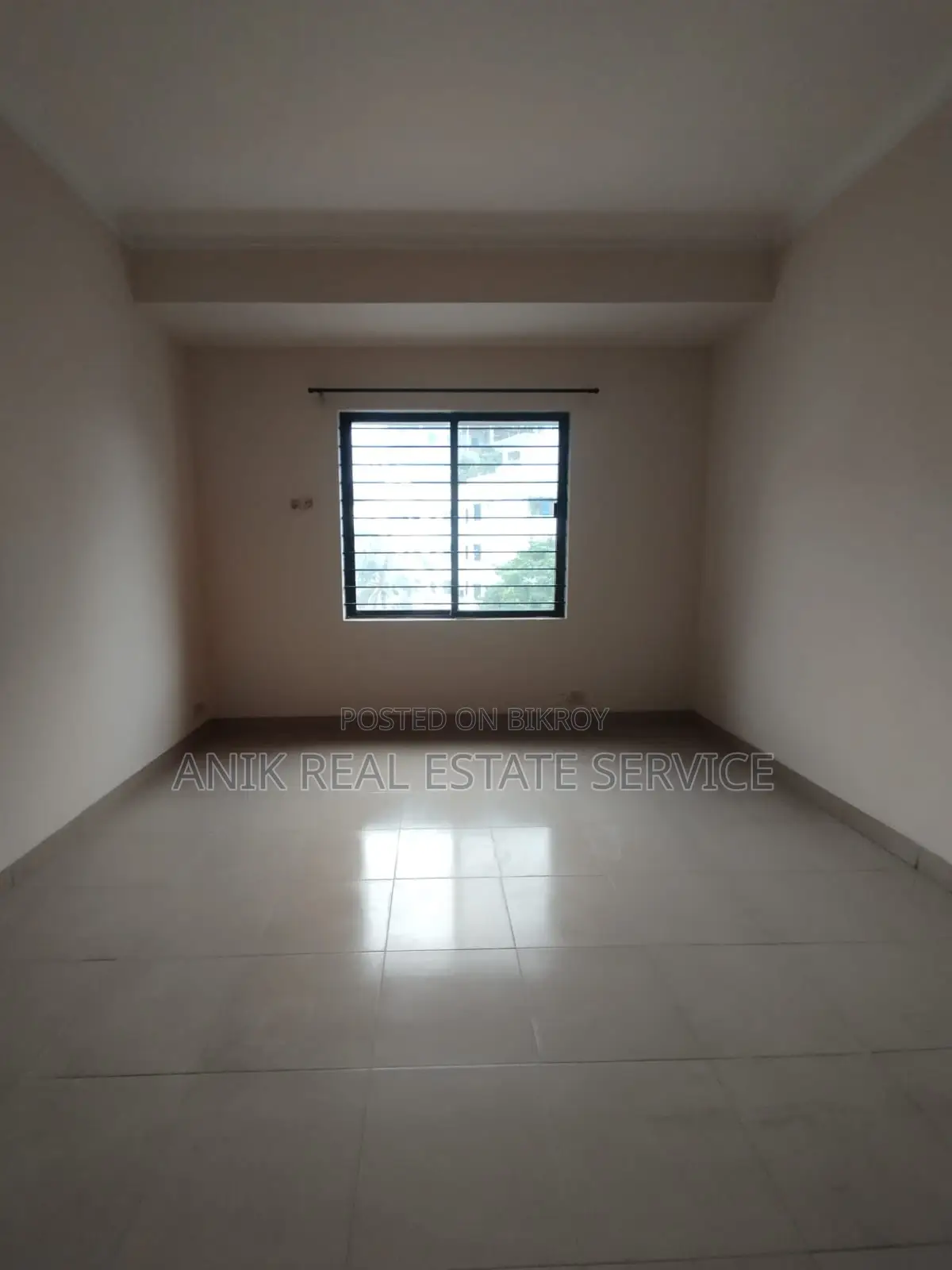 গুলশান ২-এ ২৫০০ বর্গফুটের অফিস স্পেস ভাড়া