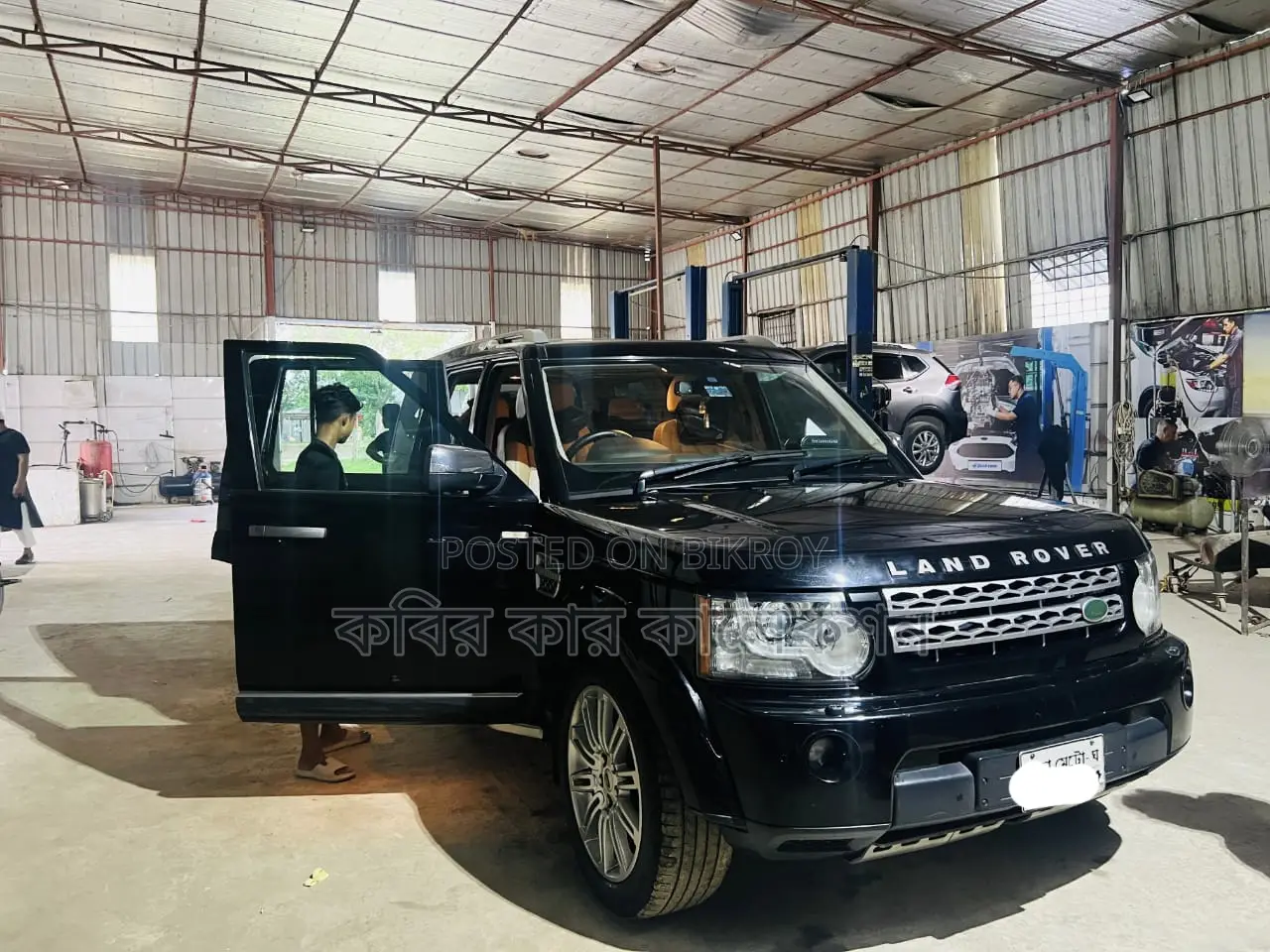 Land Rover Discovery Black 2010