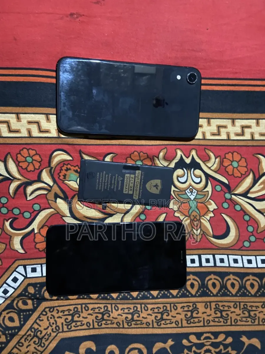 Apple iPhone XR 128gb (Used)