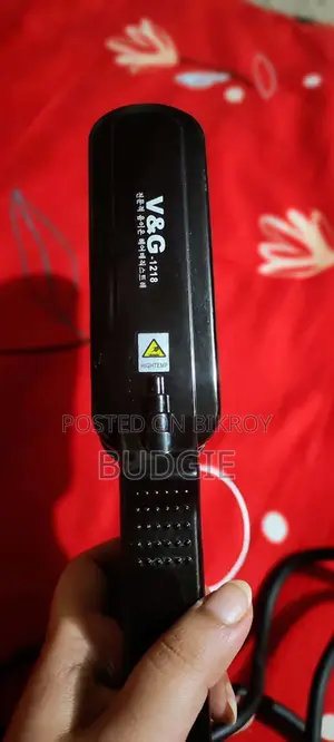 V&g Hair Straightener (model: 1218)