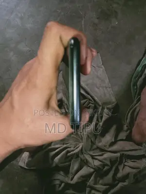 Apple iPhone 7 (Used)