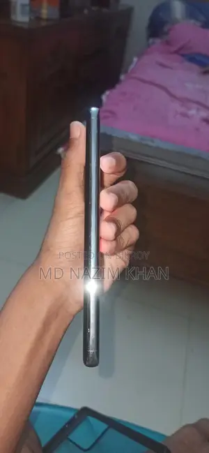 Samsung Galaxy S21 Ultra . (Used)