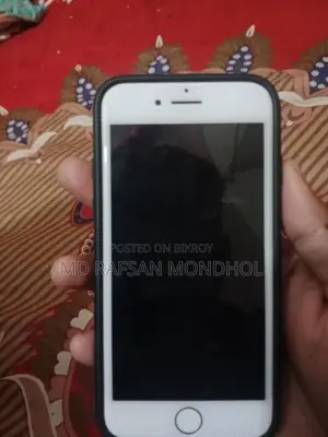 Apple iPhone 8 64GB (Used)