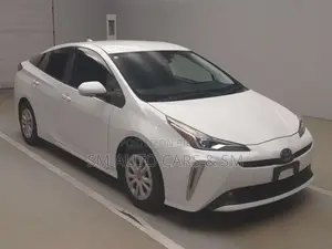 Toyota Prius S Safety Plus Pearl 2021