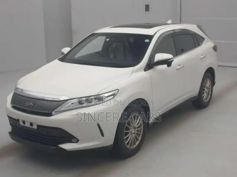 Toyota Harrier premium Sunroof 2020