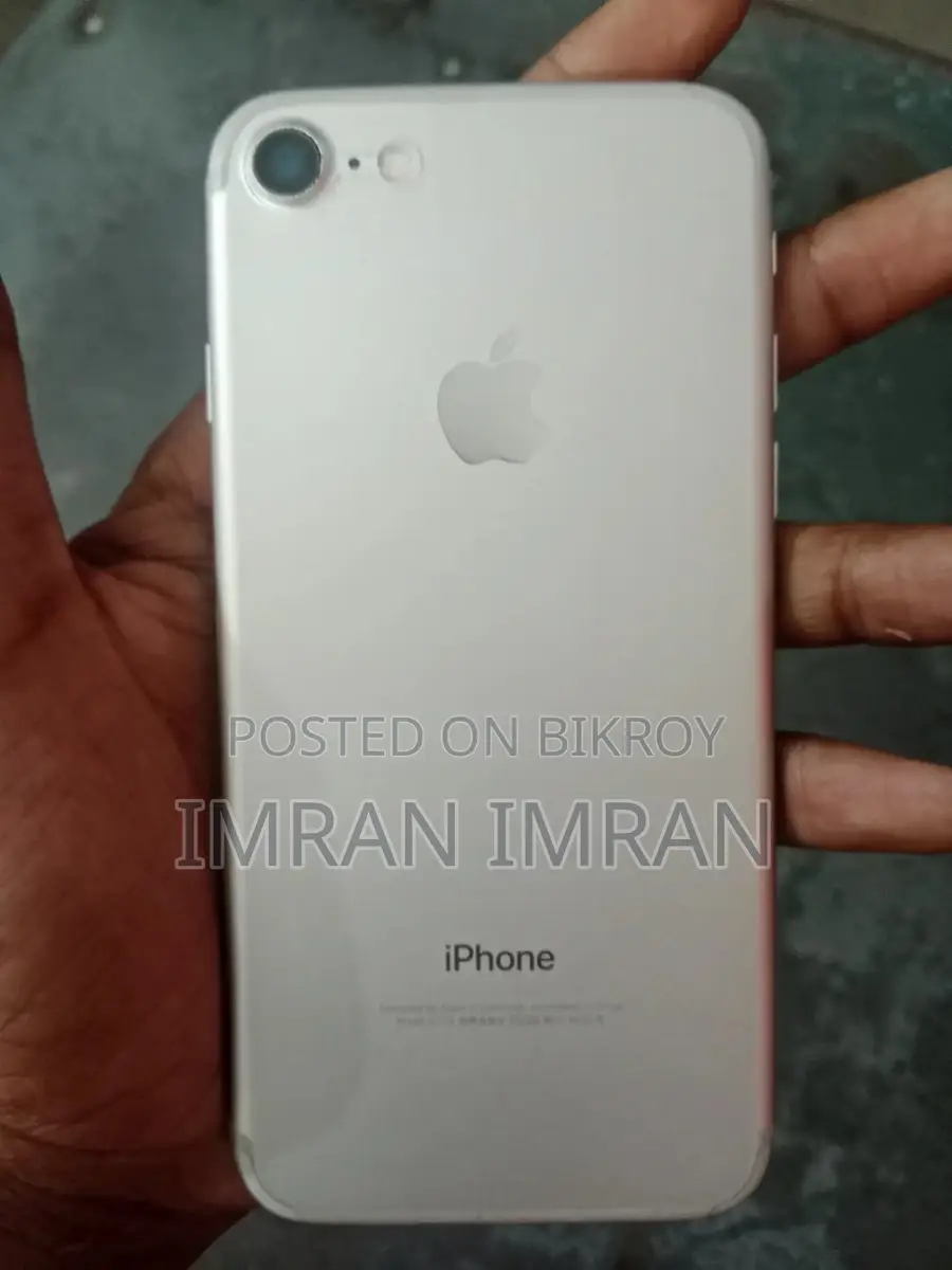 Apple iPhone 7 used 32 gb (Used)