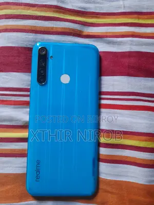 Realme 6i 4gb 128 (Used)