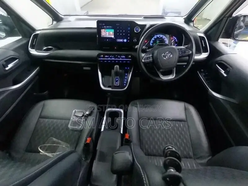 Toyota Noah Z Black 4.5 Point 2022
