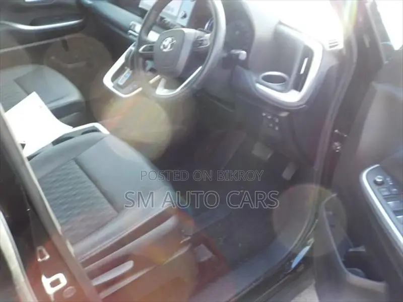 Toyota Noah Z Black 4.5 Point 2022