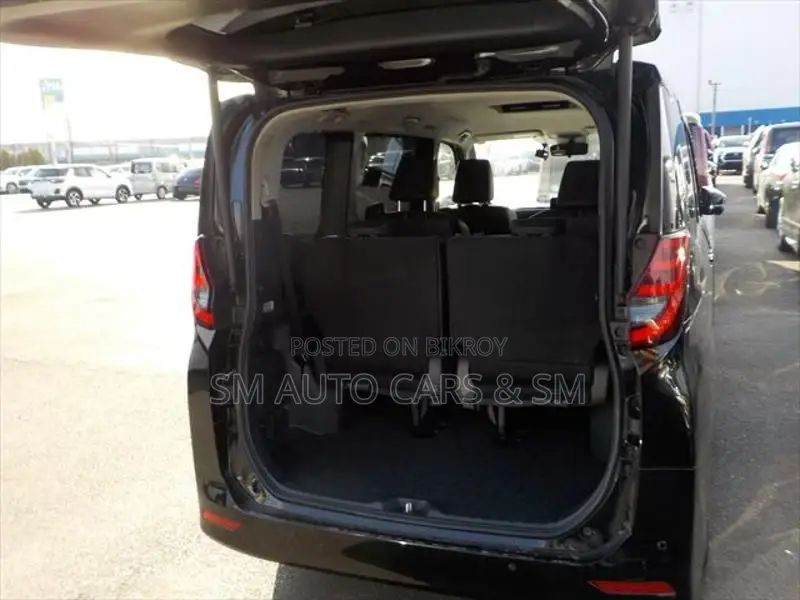 Toyota Noah Z Black 4.5 Point 2022