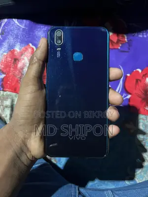 Vivo Y11 . (Used)