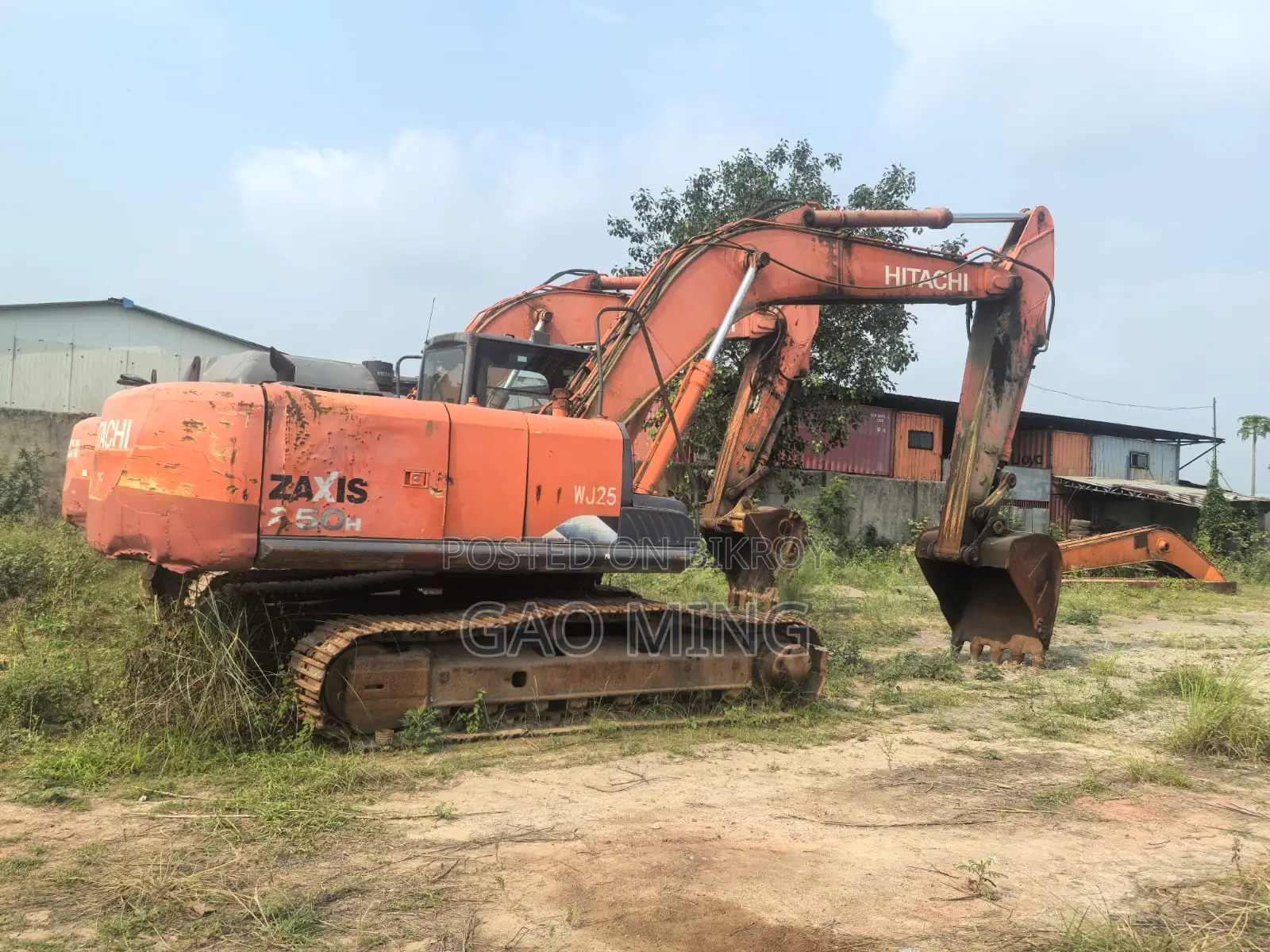 HITACHI 250 EXCAVATOR