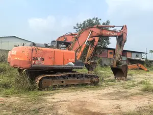 HITACHI 250 EXCAVATOR