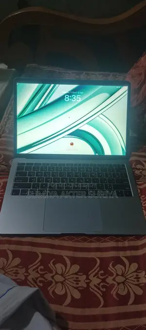 Macbook Air 256GB SSD 8GB RAM