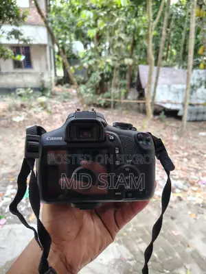 Canon 2000D