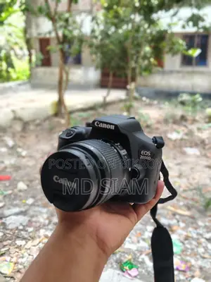 Canon 2000D