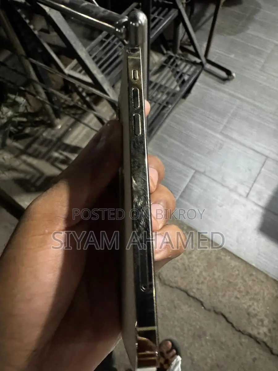 Apple iPhone 12 Pro (Used)