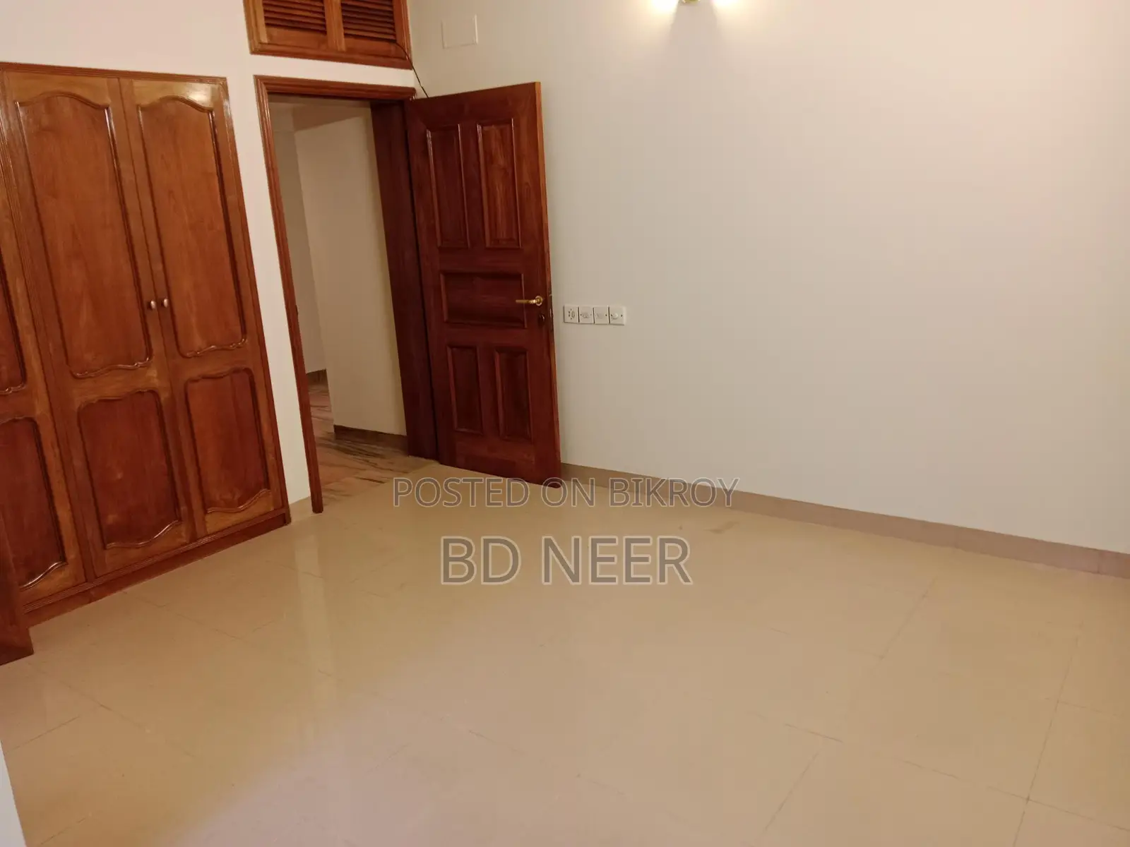 excellent Duplex semi furnish 4 Bed room apt rent in Gulshan