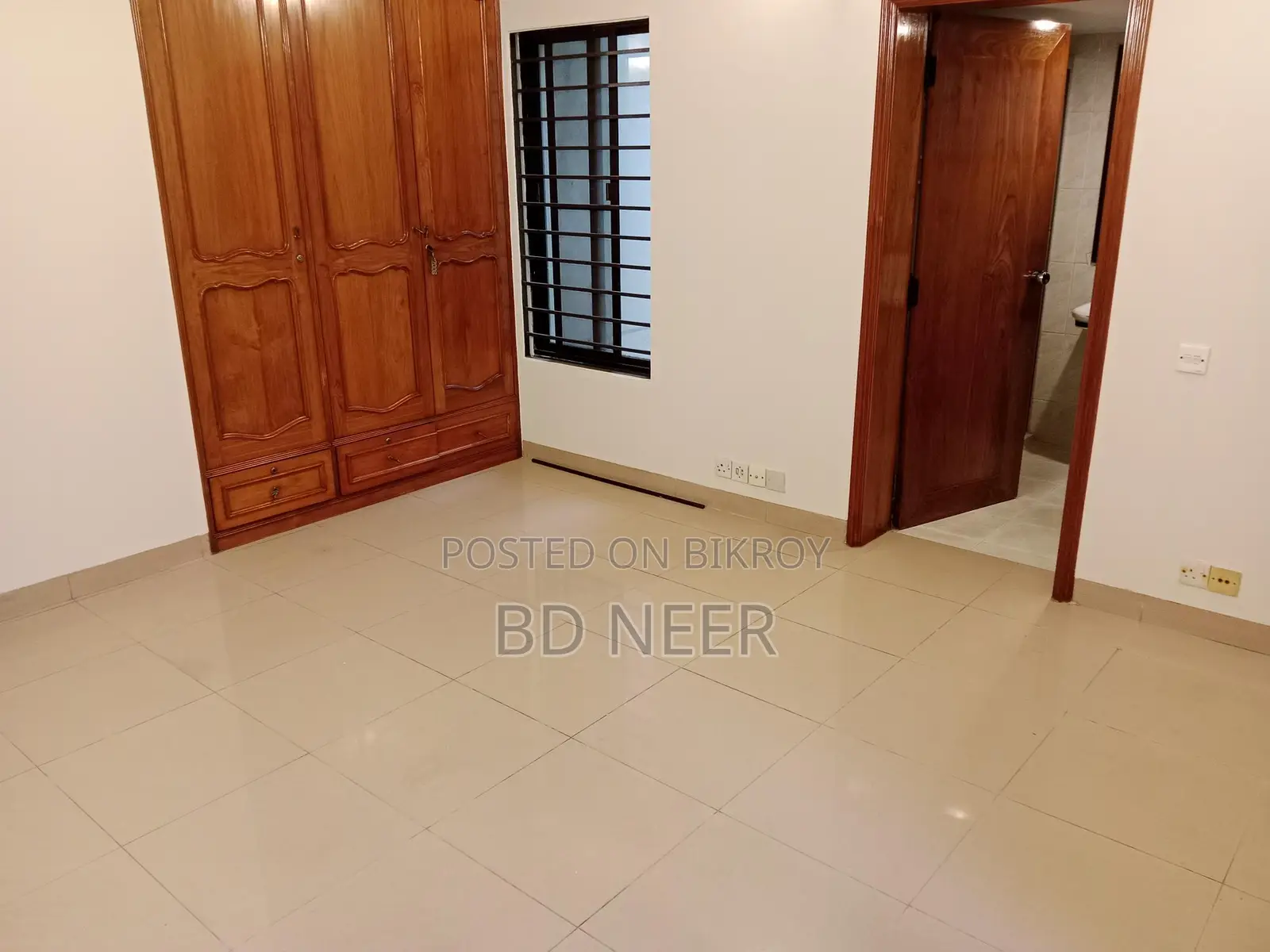 excellent Duplex semi furnish 4 Bed room apt rent in Gulshan