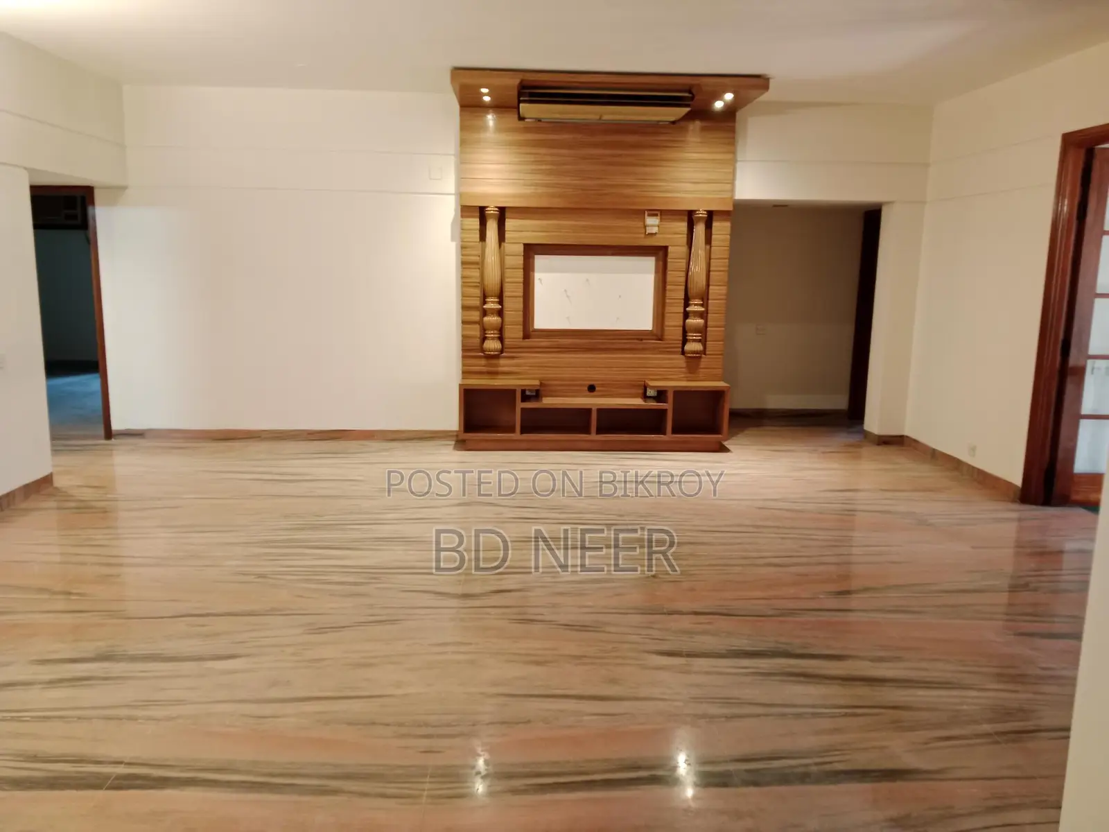 excellent Duplex semi furnish 4 Bed room apt rent in Gulshan